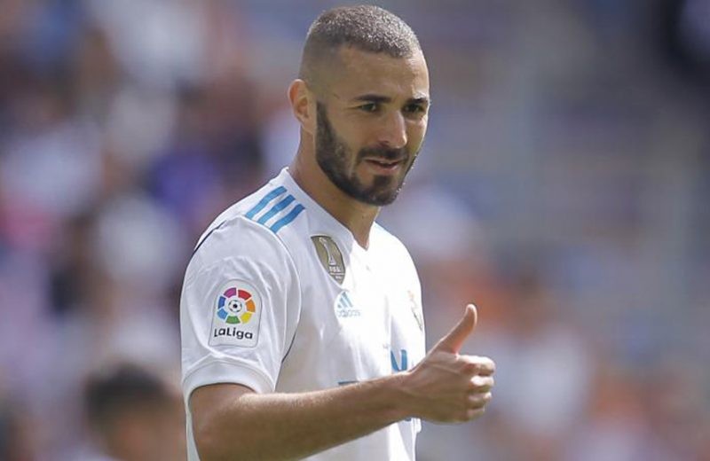 Benzema "Real"la yeni müqavilə imzaladı